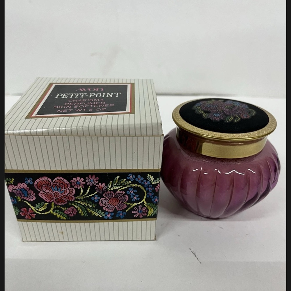Avon Vintage Petit Point CHARISMA Cream‎ Sachet Purple Glass 1970s 1oz NIB